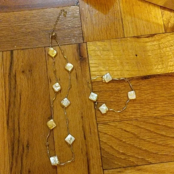 Lenox necklace and bracelet set - Picture 2 of 4